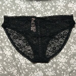 Victoria's Secret Black Lace Panties with lace-up detail on backside SzXL